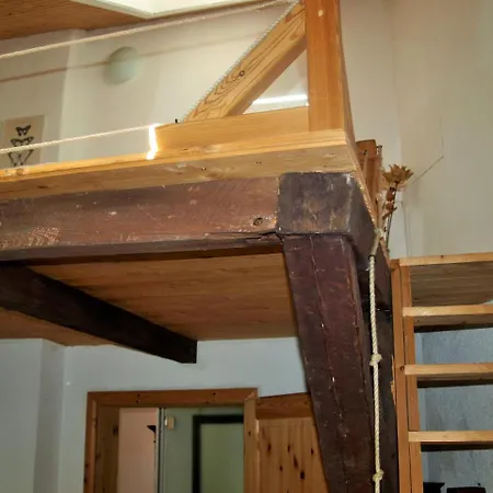 Altes Forsthaus * Garzau-Garzin