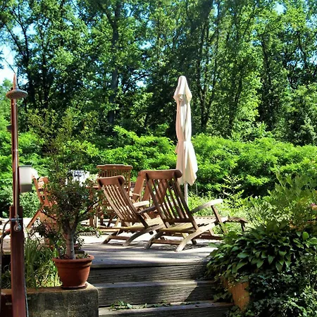 Altes Forsthaus Διαμέρισμα Garzau-Garzin